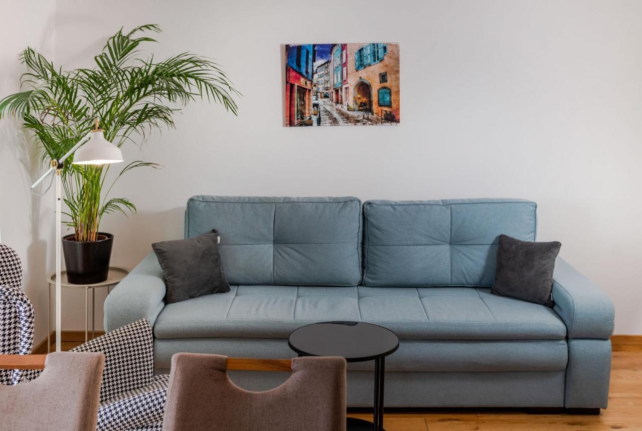 Solu Apartment Promajna Buitenkant foto
