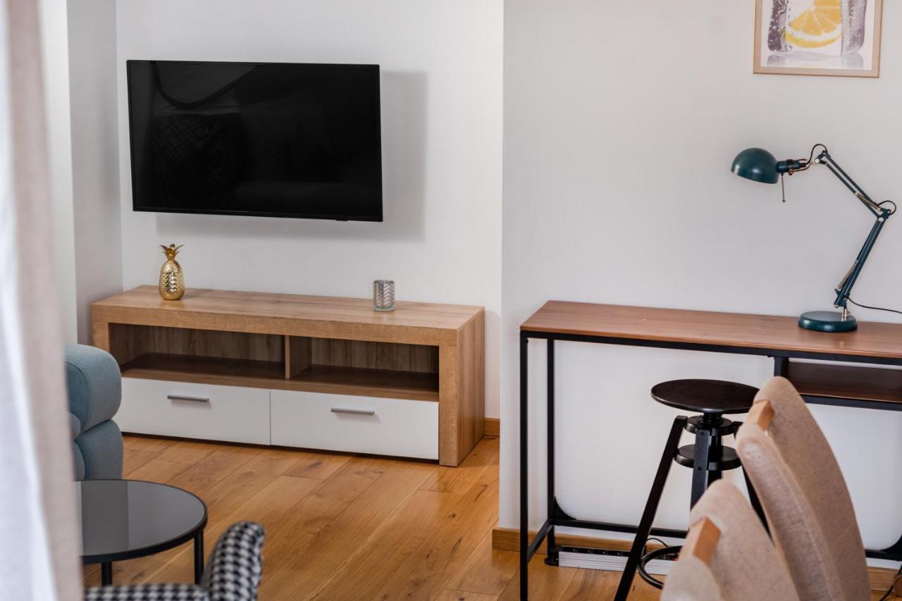 Solu Apartment Promajna Buitenkant foto