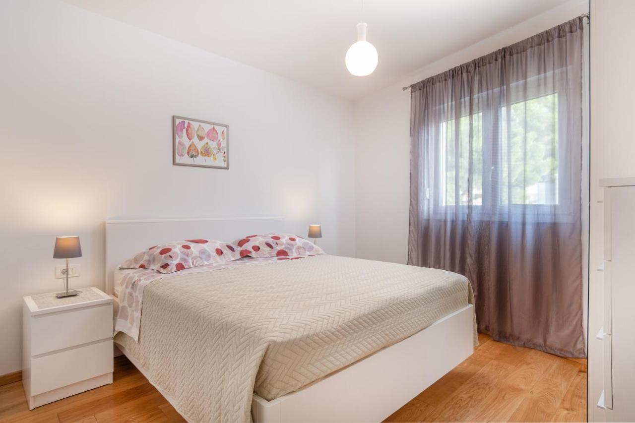 Solu Apartment Promajna Buitenkant foto